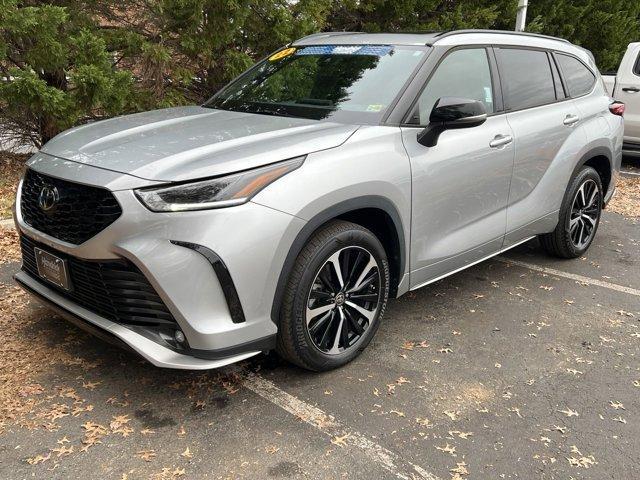 used 2022 Toyota Highlander car, priced at $36,779