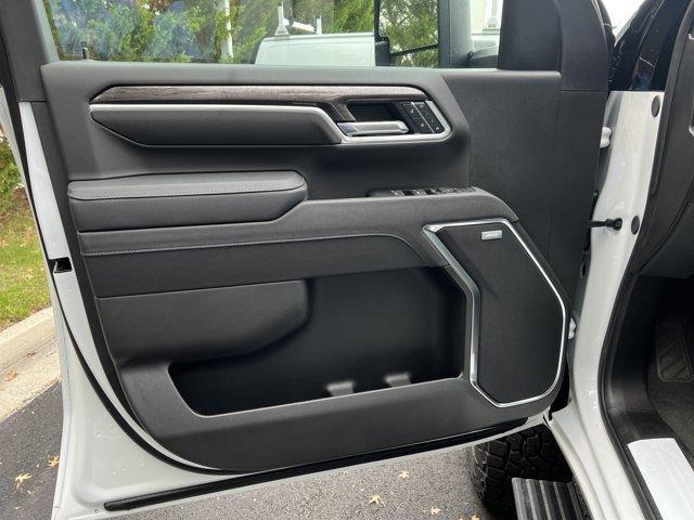 new 2025 Chevrolet Silverado 2500 car, priced at $106,800