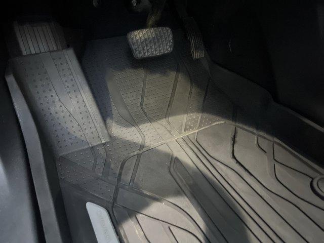 used 2021 Chevrolet Equinox car, priced at $17,995