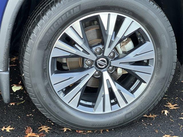 used 2021 Nissan Rogue car, priced at $18,390