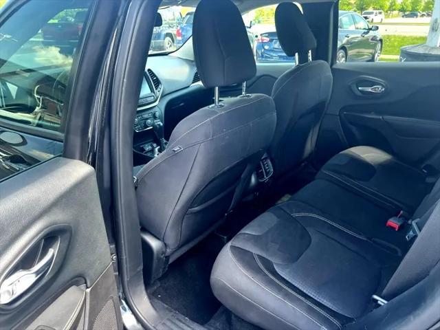 used 2015 Jeep Cherokee car, priced at $12,897