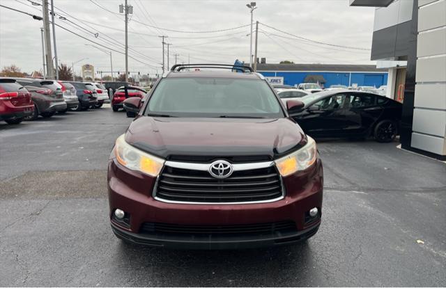 used 2016 Toyota Highlander car, priced at $19,697