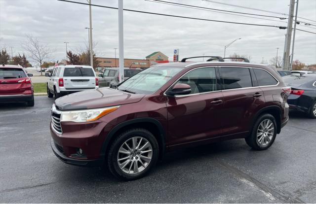 used 2016 Toyota Highlander car, priced at $19,697