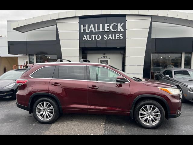 used 2016 Toyota Highlander car