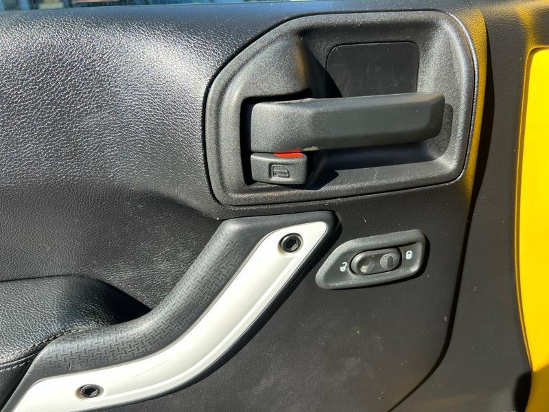 used 2015 Jeep Wrangler Unlimited car, priced at $16,989