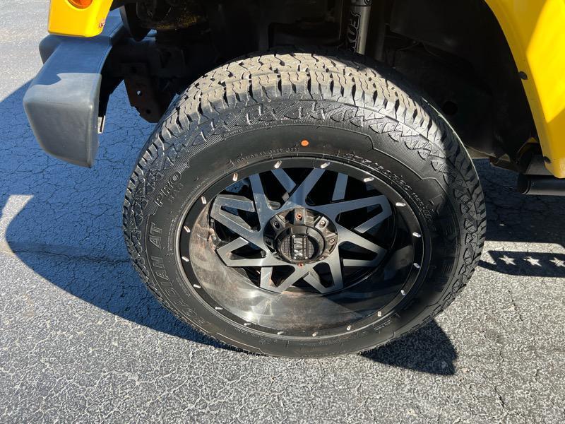 used 2015 Jeep Wrangler Unlimited car, priced at $16,989