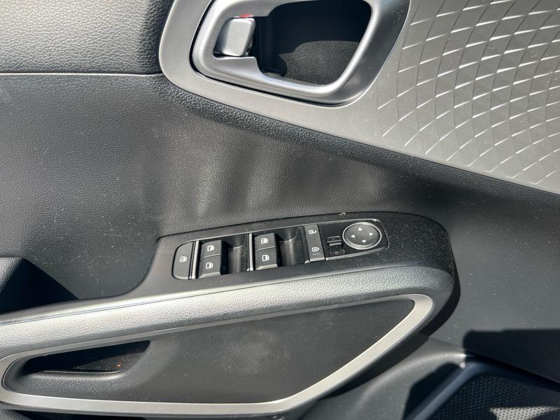 used 2021 Kia Soul car, priced at $13,598