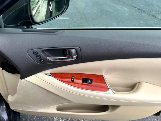 used 2011 Lexus ES 350 car, priced at $11,985
