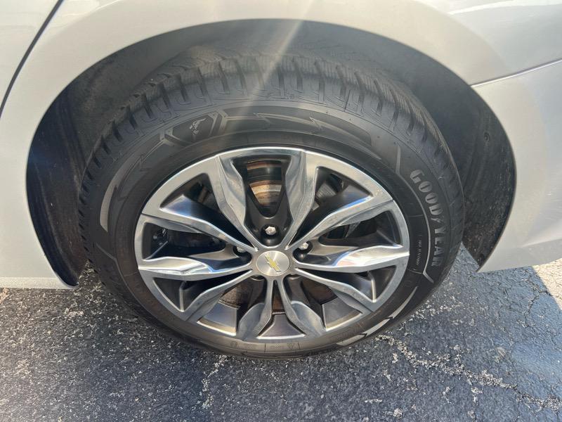 used 2019 Chevrolet Malibu car, priced at $15,498