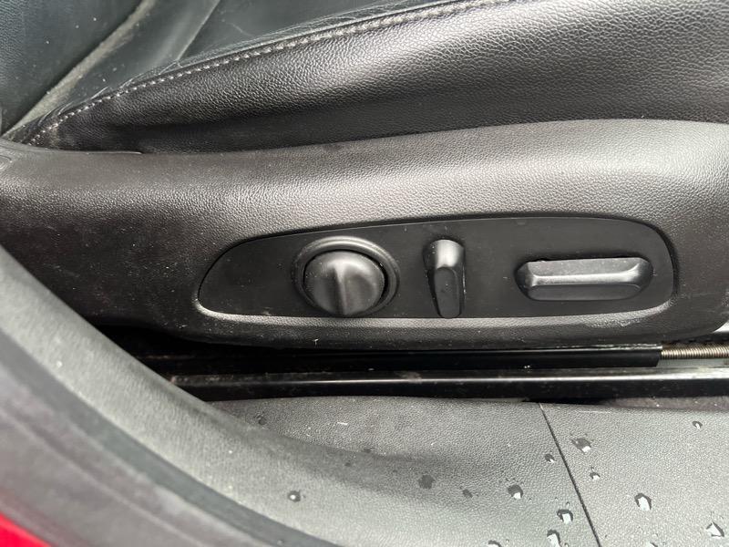 used 2016 Chevrolet Malibu car, priced at $10,996