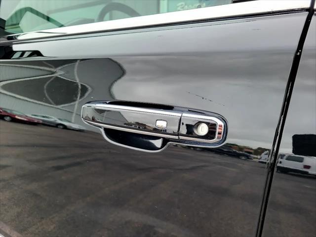 used 2019 GMC Yukon XL car, priced at $39,995