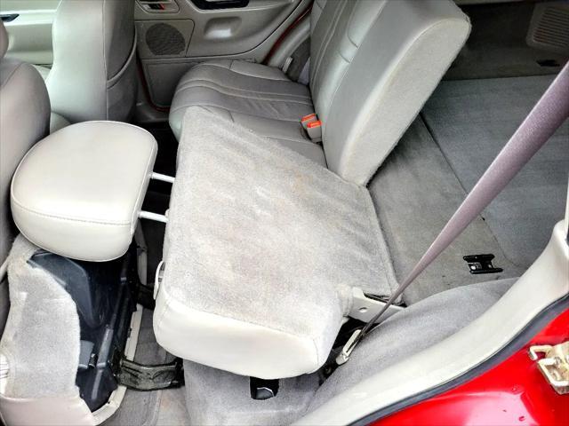 used 2004 Jeep Grand Cherokee car, priced at $2,995
