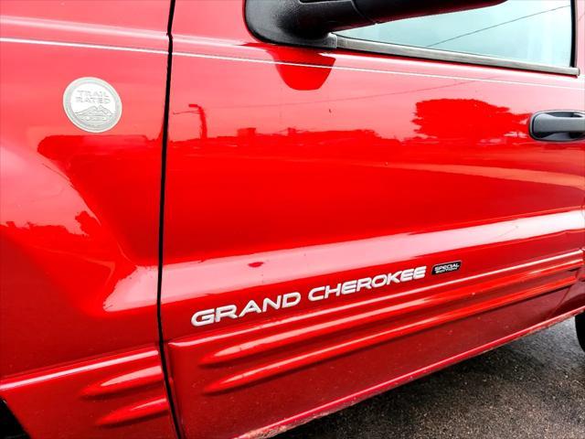 used 2004 Jeep Grand Cherokee car, priced at $2,995