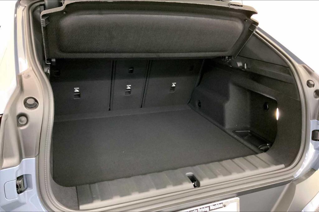 new 2025 BMW X2 car, priced at $51,400