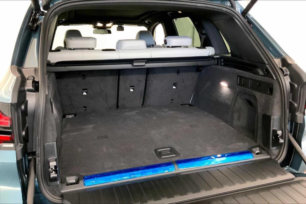 new 2026 BMW X5 PHEV car, priced at $86,055