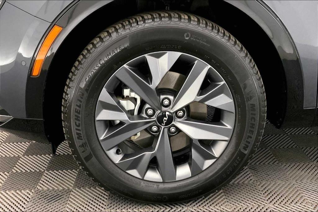 used 2025 Kia Sportage Hybrid car, priced at $36,375