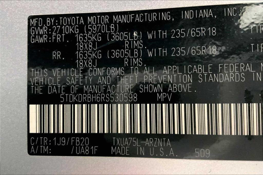 used 2024 Toyota Highlander car, priced at $35,029