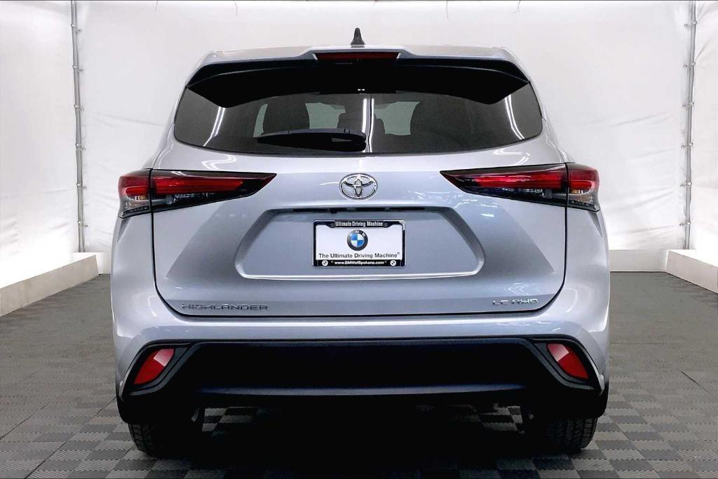 used 2024 Toyota Highlander car, priced at $35,029