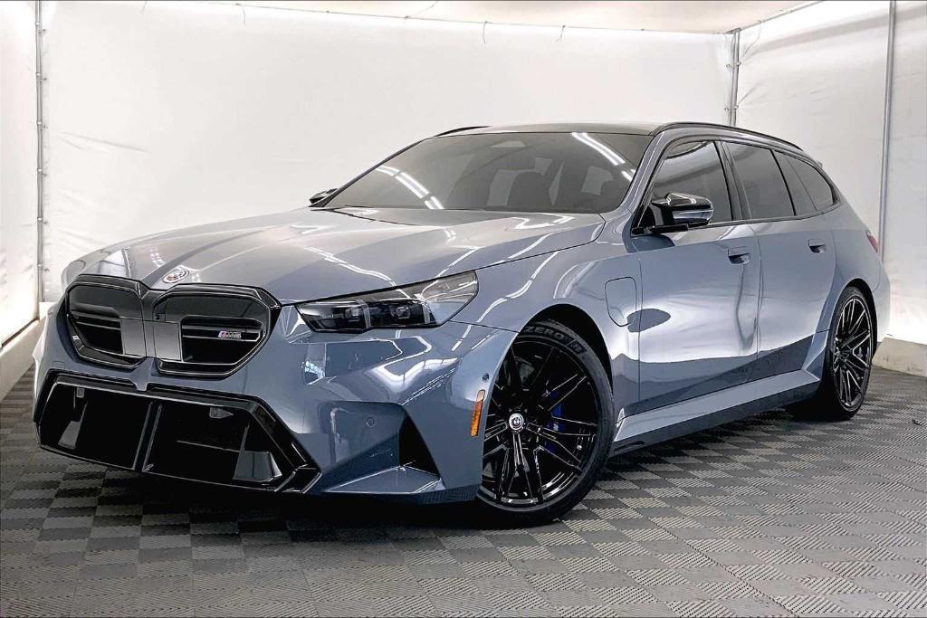 used 2025 BMW M5 car, priced at $139,402