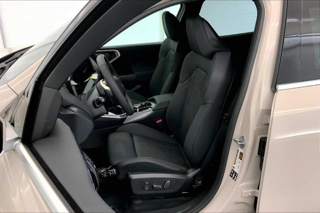 new 2025 BMW X3 car, priced at $55,985