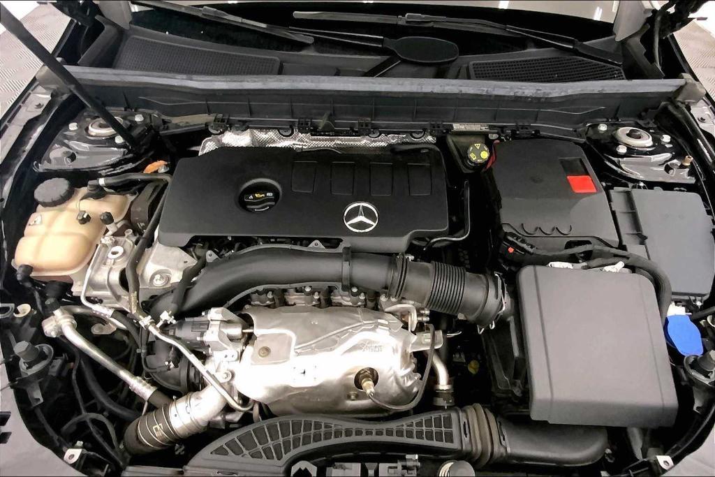 used 2022 Mercedes-Benz GLB 250 car, priced at $24,919