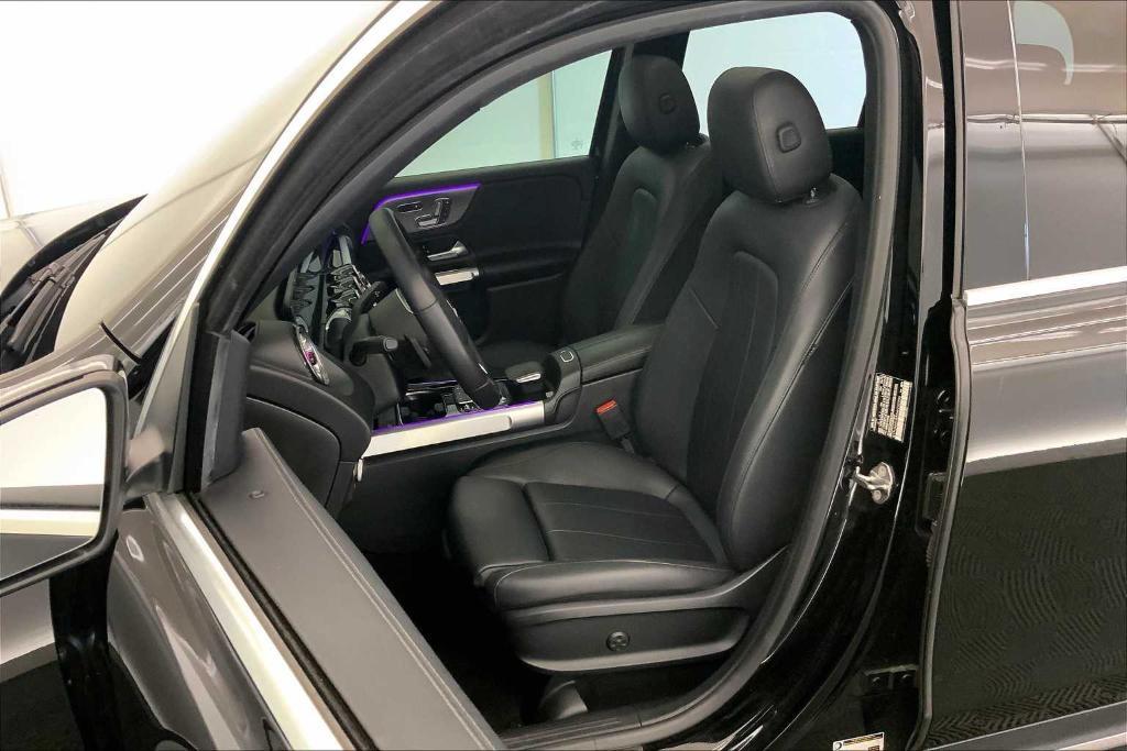 used 2022 Mercedes-Benz GLB 250 car, priced at $24,919