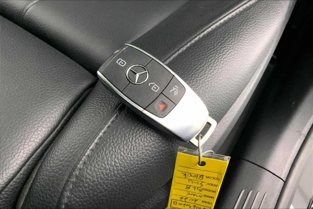 used 2022 Mercedes-Benz GLB 250 car, priced at $24,919