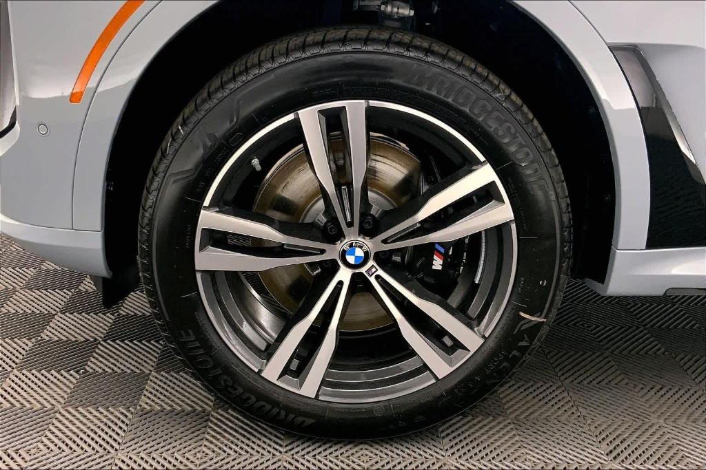 new 2026 BMW X7 car, priced at $97,715