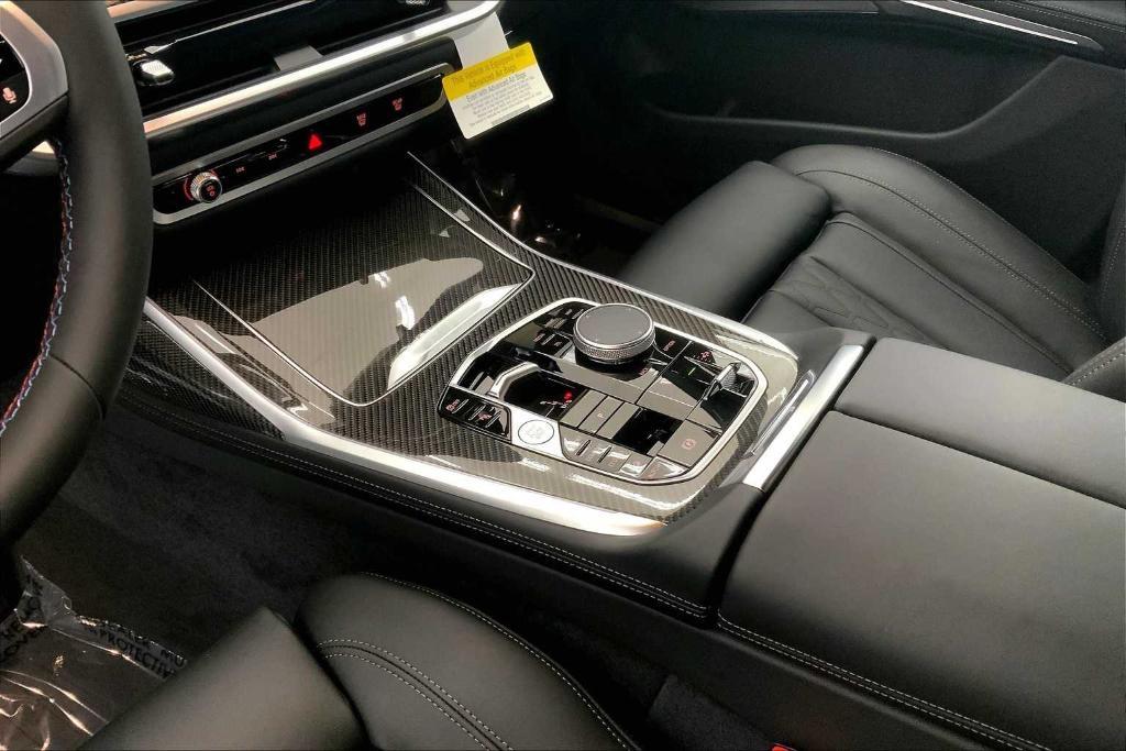 new 2026 BMW X7 car, priced at $124,840
