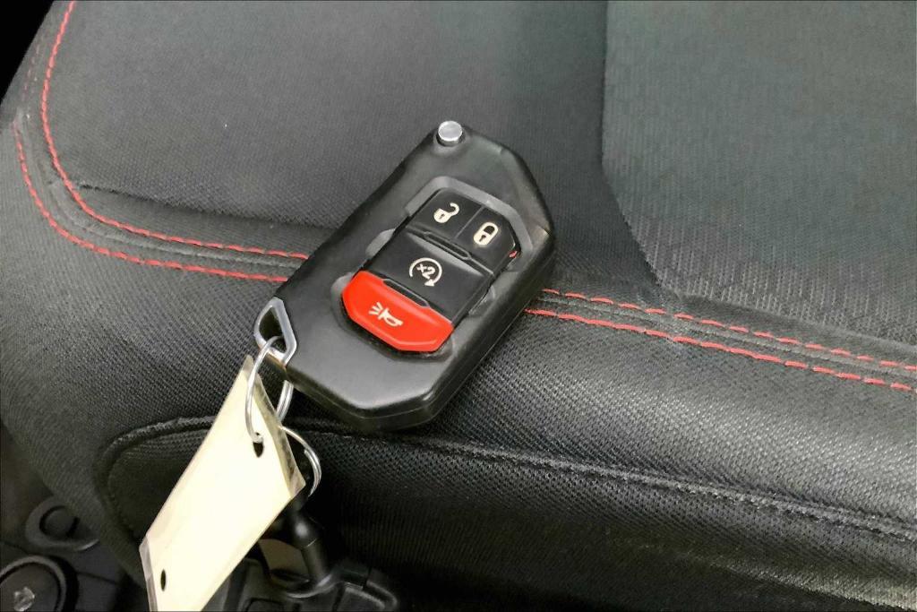 used 2021 Jeep Wrangler Unlimited car, priced at $38,147
