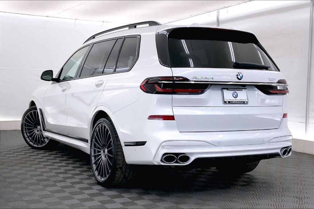 new 2025 BMW X7 car, priced at $159,145