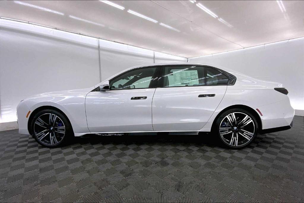new 2025 BMW 760 car, priced at $138,430
