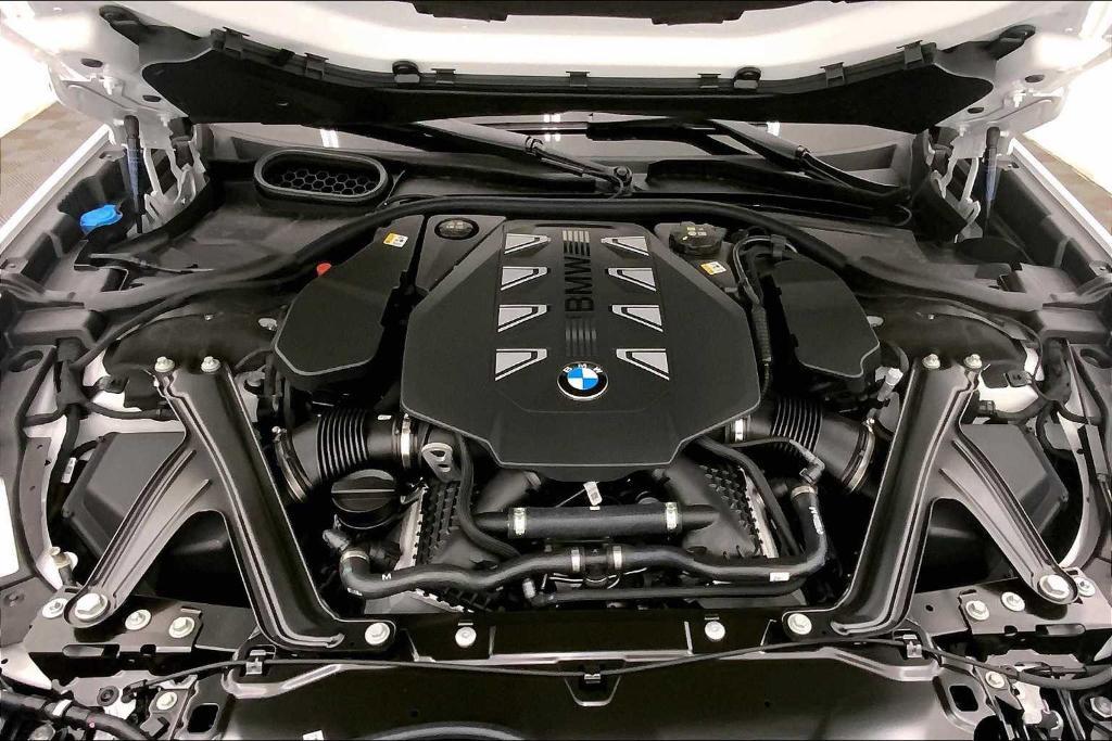 new 2025 BMW 760 car, priced at $138,430