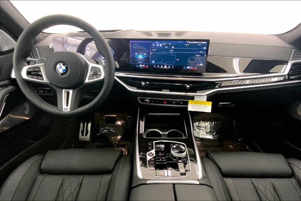 new 2026 BMW X7 car, priced at $125,575