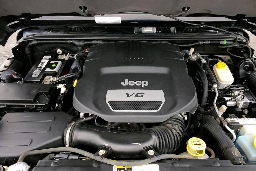 used 2015 Jeep Wrangler Unlimited car, priced at $19,646