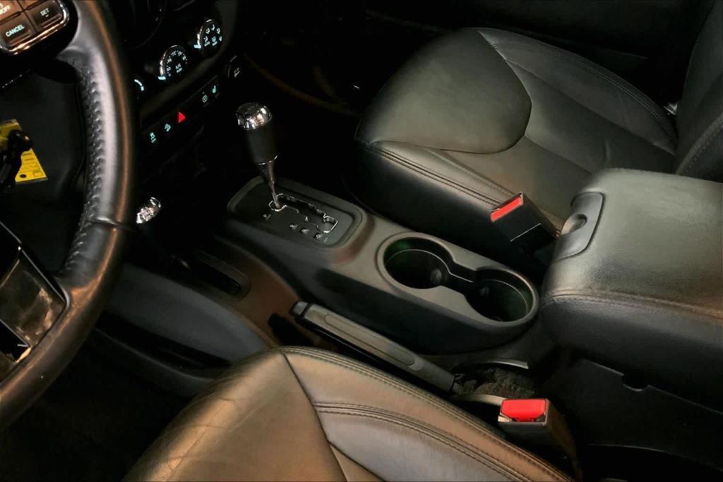 used 2015 Jeep Wrangler Unlimited car, priced at $19,646