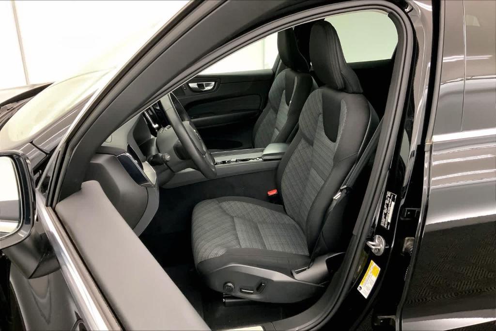 used 2022 Volvo XC60 car, priced at $34,517