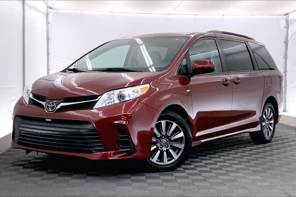 used 2020 Toyota Sienna car, priced at $33,139