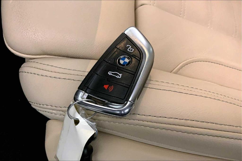 used 2019 BMW 330 car, priced at $27,371