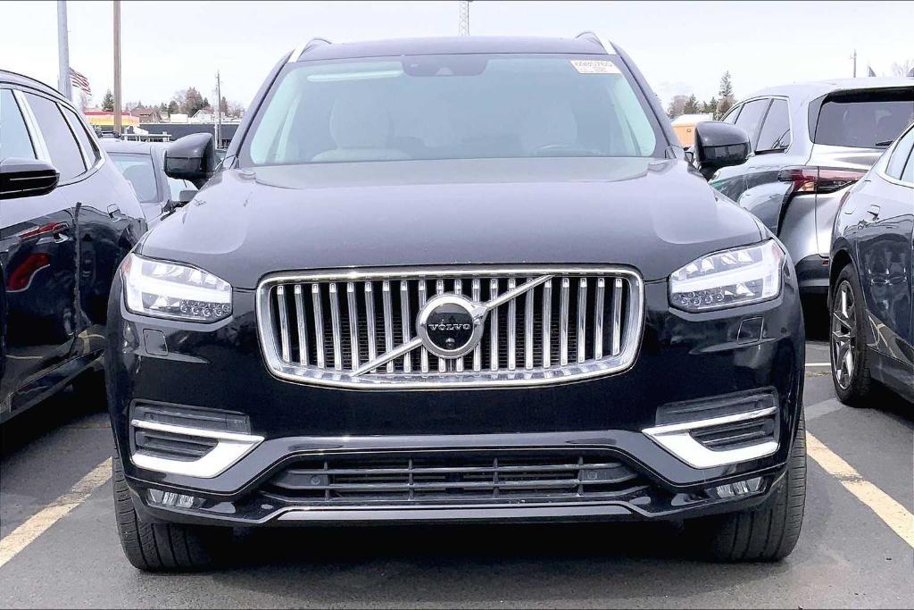 used 2022 Volvo XC90 car, priced at $40,527