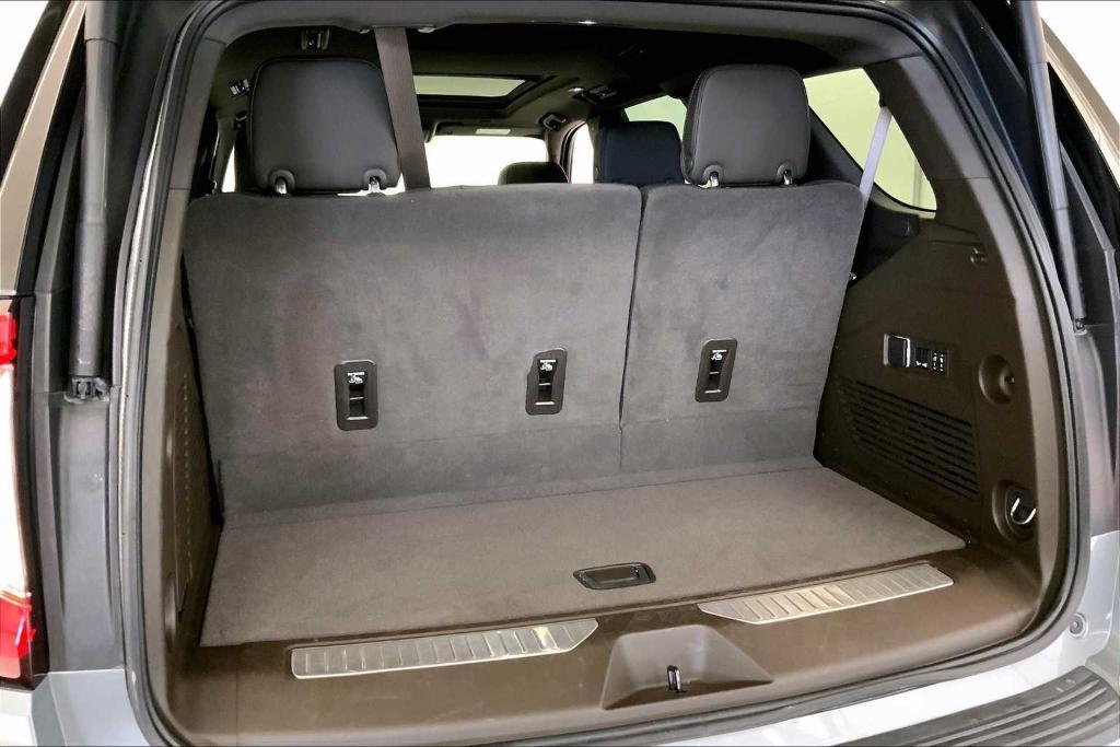used 2024 GMC Yukon car, priced at $75,301