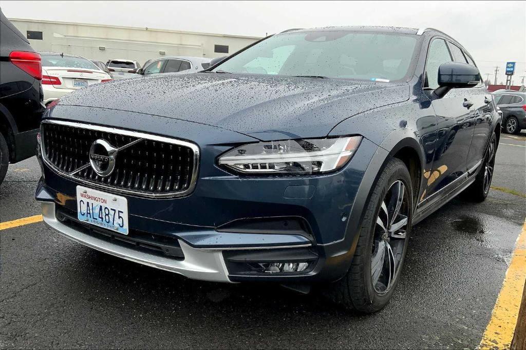 used 2018 Volvo V90 Cross Country car, priced at $26,500