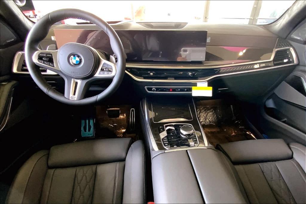 new 2025 BMW X7 car, priced at $126,865