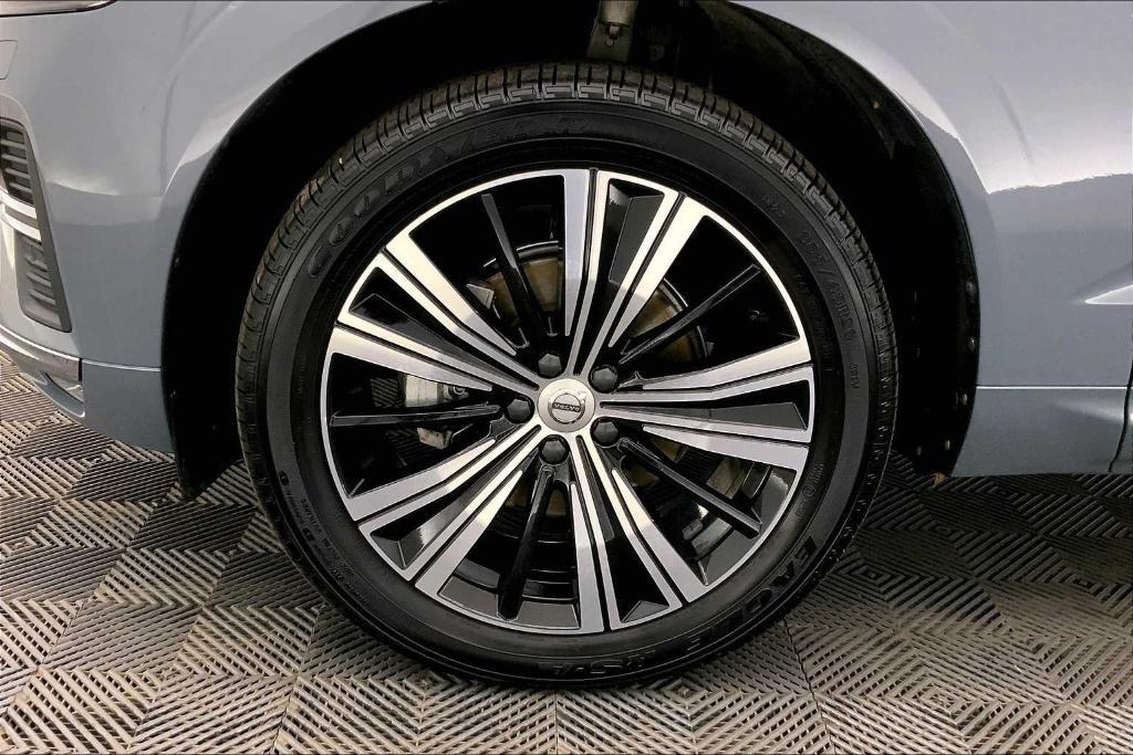 used 2022 Volvo XC60 car, priced at $35,195