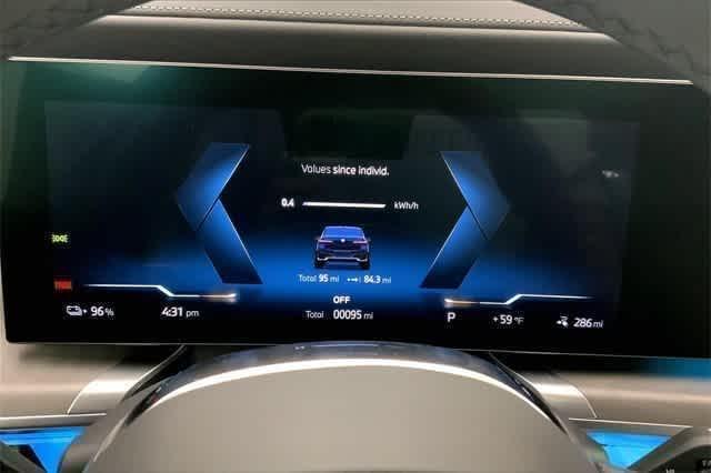 used 2024 BMW i7 car, priced at $122,280