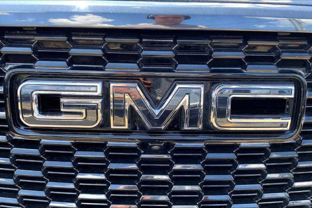 used 2023 GMC Yukon car, priced at $79,248