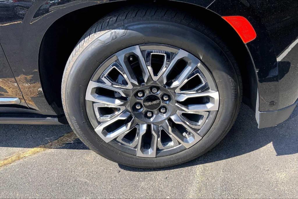 used 2023 GMC Yukon car, priced at $79,248