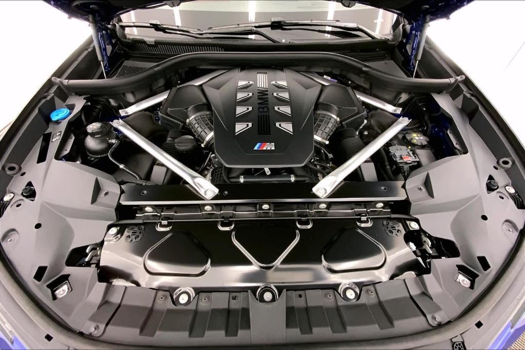 new 2024 BMW X7 car, priced at $112,565