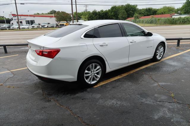 used 2018 Chevrolet Malibu car, priced at $9,550