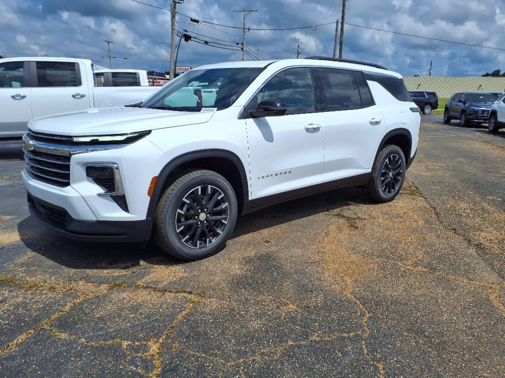 new 2025 Chevrolet Traverse car, priced at $45,735